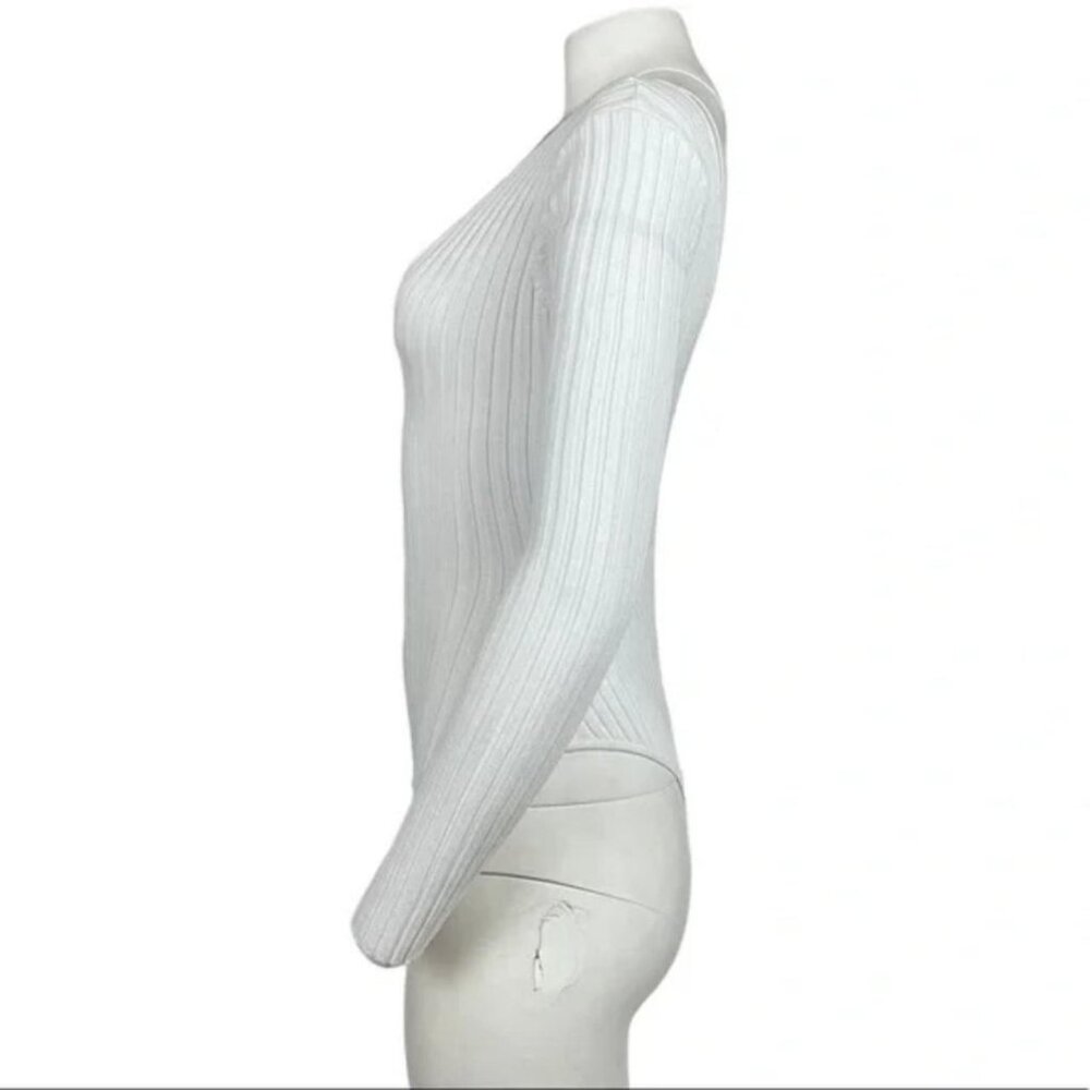 NWT White Ribbed V Neck Bodysuit Small - Picture 4 of 6
